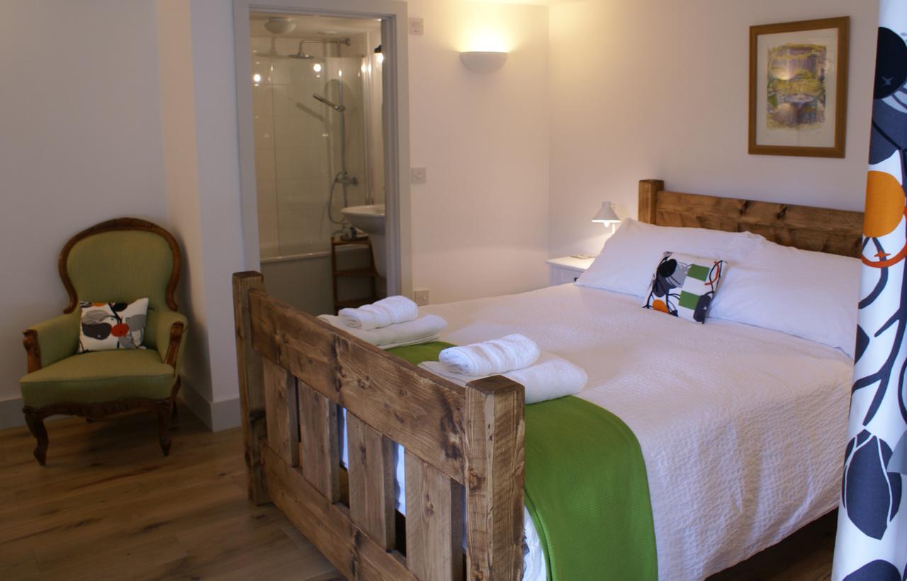 Westbury Cross House Bed & Breakfast Kültér fotó